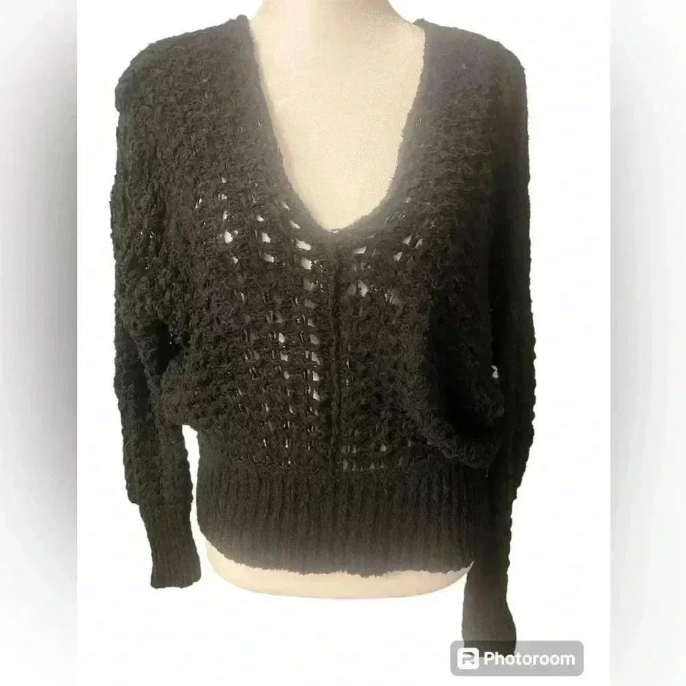 Free People black sweater crochet pullover NWOT has robbed cuffs & waistband XS